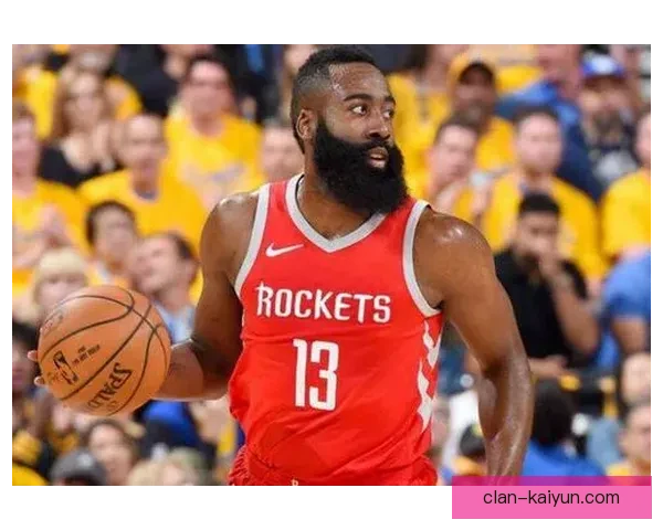 阿拉巴防守站位逐渐提升，状态回暖值得关注